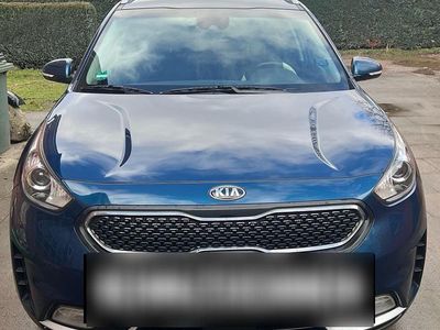 Gebraucht Kia Niro Spirit 140 PS (102 kW) 2016 Blau SUV