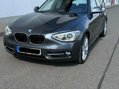 Gebraucht BMW 116 Sport Line 136 PS (100 kW) 2012 Grau Kleinwagen