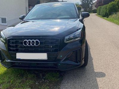 Gebraucht Audi Q2 S-Line 150 PS (110 kW) 2024 Schwarz SUV