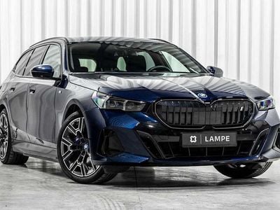 Gebraucht BMW i5 M Sport 250 kW (340 PS) 2025 Blau Kombi