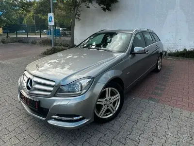 Gebraucht Mercedes C220 170 PS (125 kW) 2011 Silber Kombi