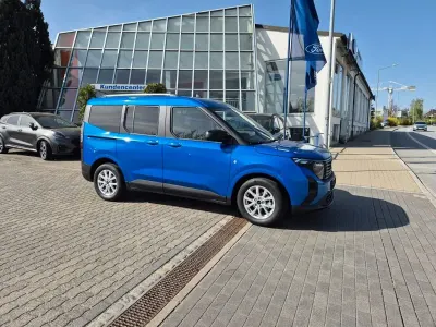 Używany Ford Tourneo Courier Titanium 125 KM (91 kW) 2024 Niebieski Minivan
