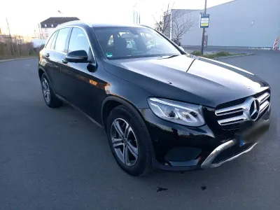 Gebraucht Mercedes GLC250 204 PS (150 kW) 2017 Schwarz SUV
