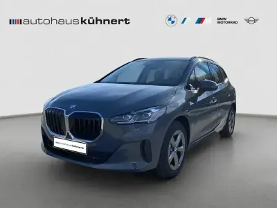 Gebraucht BMW 220 Active Tourer Sport Line 156 PS (114 kW) 2026 Grau Van / Kleinbus