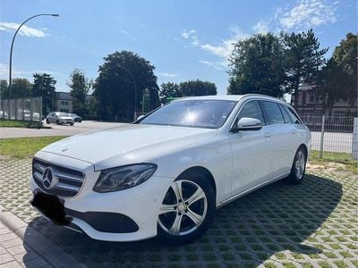 Mercedes E200
