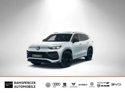 Second-hand VW Tayron R-line 204 CP (150 kW) 2025 Argintiu SUV