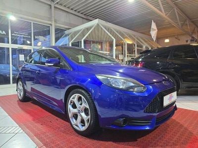 Gebraucht Ford Focus ST 250 PS (183 kW) 2012 Blau Limousine