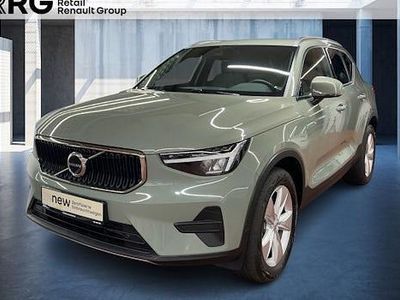 Usado Volvo XC40 Core 130 HP (95 kW) 2024 Verde SUV