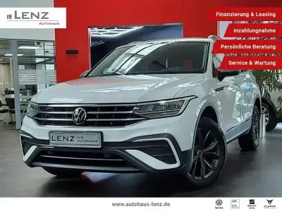 Gebraucht VW Tiguan Allspace Life 150 PS (110 kW) 2023 Weiß SUV