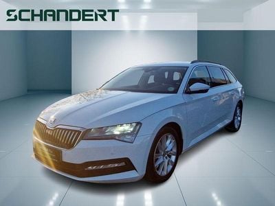 Gebraucht Skoda Superb Ambition 150 PS (110 kW) 2021 Moonweiß perleffekt Kombi