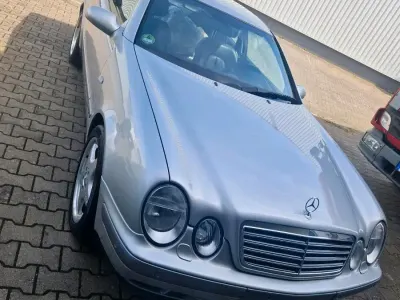 Gebraucht Mercedes 320 218 PS (160 kW) 1999 Silber Coupé