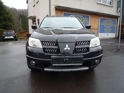 Gebraucht Mitsubishi Outlander Intense 160 PS (117 kW) 2005 Pantherschwarz (p) SUV