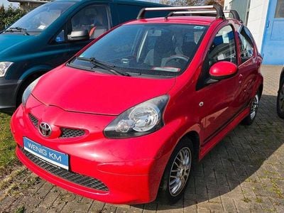 Gebraucht Toyota Aygo City 68 PS (50 kW) 2005 Rot Kleinwagen