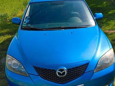 Usata Mazda 3 109 CV (80 kW) 2005 Blu Utilitaria