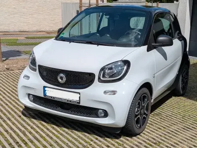 Gebraucht Smart ForTwo Electric Drive Brabus 60 kW (82 PS) 2018 Weiß Coupé
