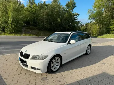 Gebraucht BMW 330 245 PS (180 kW) 2011 Weiß Kombi