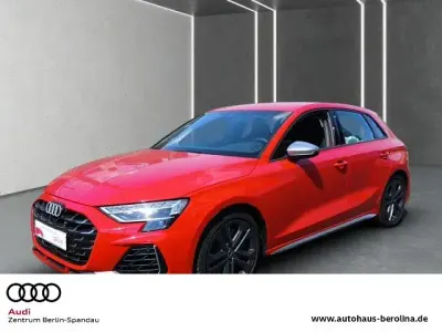 Gebraucht Audi S3 Ambiente 333 PS (244 kW) 2025 Rot Limousine