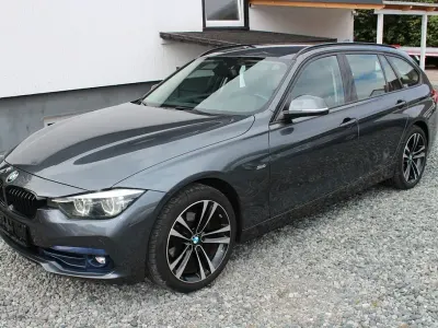 Gebraucht BMW 318 Sport Line 150 PS (110 kW) 2019 Grau Kombi
