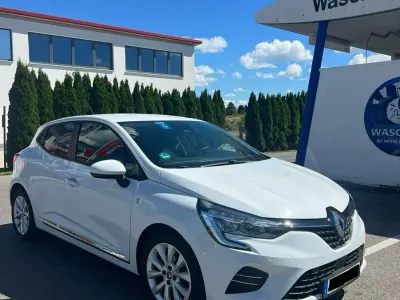 Gebraucht Renault Clio IV 101 PS (74 kW) 2019 Weiß Limousine