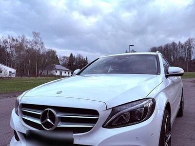 Usata Mercedes C220 170 CV (125 kW) 2015 Bianco Berlina
