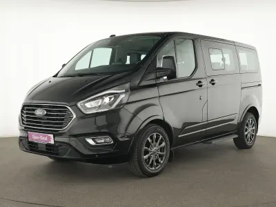 Usata Ford Tourneo Titanium 185 CV (136 kW) 2021 Nero Monovolume