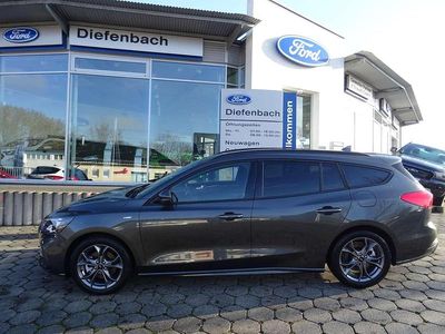 Usata Ford Focus ST-Line 125 CV (91 kW) 2021 Grigio Station wagon