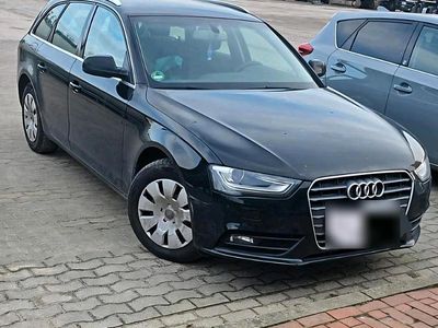 Gebraucht Audi A4 150 PS (110 kW) 2012 Schwarz Kombi