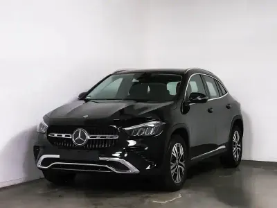 Gebraucht Mercedes GLA200 Progressive 163 PS (119 kW) 2025 Schwarz SUV