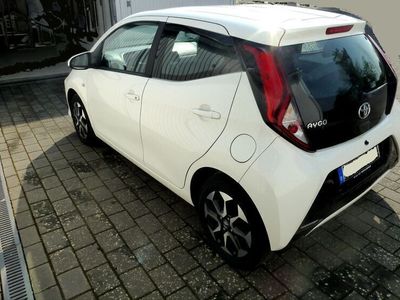 gebraucht Toyota Aygo (X) 1,0-l-VVT-i x-play club