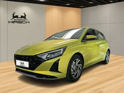 Neu Hyundai i20 Trend 101 PS (74 kW) 2025 Gelb Kleinwagen