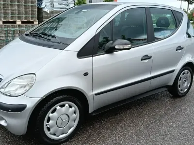 Gebraucht Mercedes A170 95 PS (69 kW) 2004 Silber Van / Kleinbus