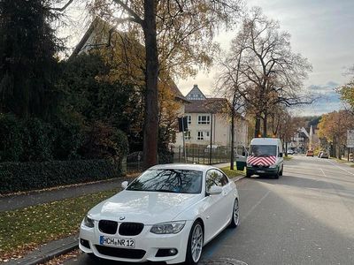 Weiß Gebraucht 2010 BMW 325 M Sport Coupé | 10.300 € (Teuer)