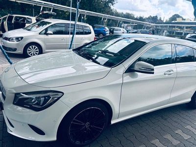 Mercedes CLA220 Shooting Brake