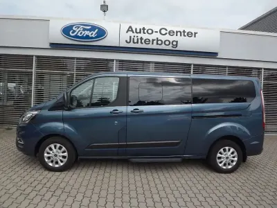 Gebraucht Ford Tourneo Trend 185 PS (136 kW) 2019 Blau Van / Kleinbus