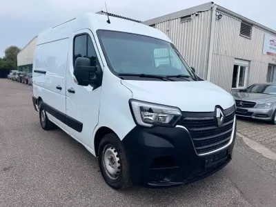 Używany Renault Master 150 KM (110 kW) 2020 Biały Minivan