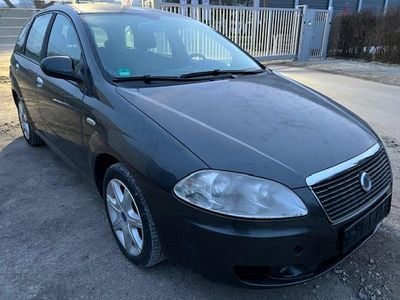 Gebraucht Fiat Croma 150 PS (110 kW) 2006 Grau Kombi