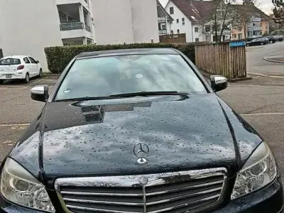 Gebraucht Mercedes C200 184 PS (135 kW) 2007 Blau Limousine