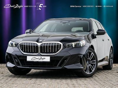 Gebraucht BMW 520 M Sport 197 PS (144 kW) 2025 Saphirschwarz metallic Kombi