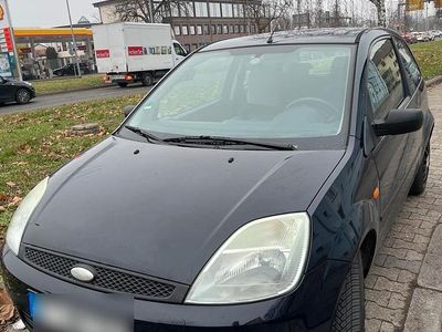 Blau Gebraucht 2005 Ford Fiesta Kleinwagen | 899 € (Guter Preis)