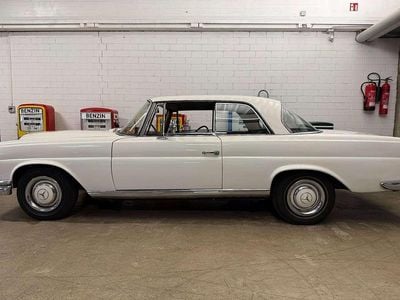 Gebraucht Mercedes 250 SE 150 PS (110 kW) 1968 Weiß Coupé