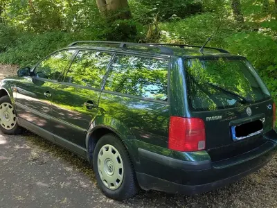 Gebraucht VW Passat Basis 101 PS (74 kW) 1998 Grün Kombi
