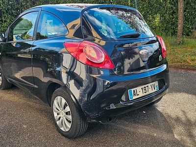 Second-hand Ford Ka 70 CP (51 kW) 2010 Negru Hatchback