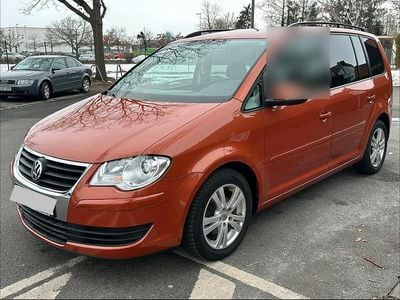 Orange Gebraucht 2010 VW Touran Van / Kleinbus | 3.300 € (Superpreis)