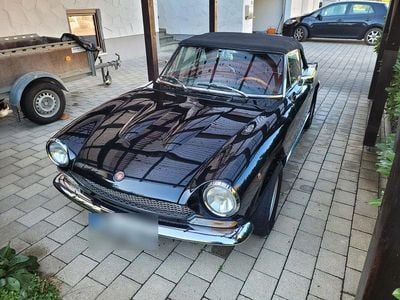 Second-hand Fiat 124 Spider 111 CP (81 kW) 1978 Negru Cabrio