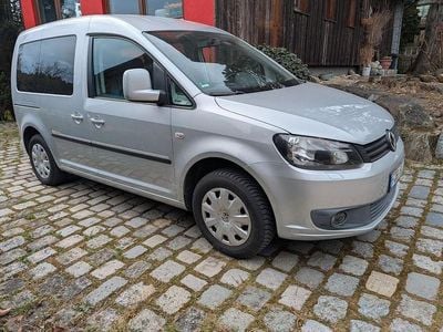 Gebraucht VW Caddy Edition 102 PS (75 kW) 2011 Silber Van / Kleinbus