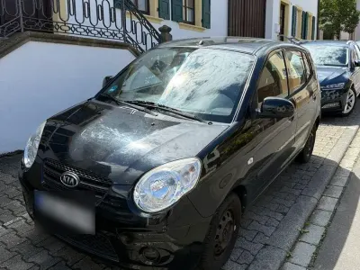 Gebraucht Kia Picanto Attract 65 PS (47 kW) 2010 Schwarz Kleinwagen