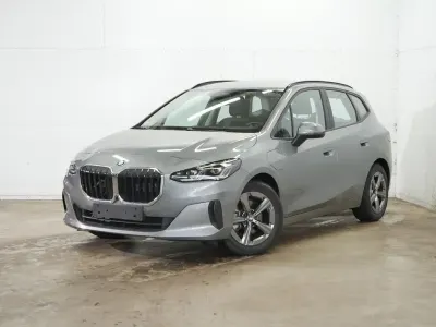 Gebraucht BMW 225 Active Tourer 245 PS (180 kW) 2024 Grau Van / Kleinbus