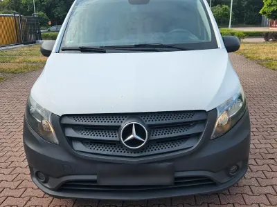 Gebraucht Mercedes Vito 114 PS (83 kW) 2017 Weiß Van