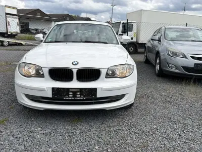 Gebraucht BMW 118 143 PS (105 kW) 2010 Alpinweiss iii Kleinwagen