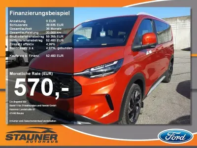 Nowe Ford Tourneo Active 170 KM (125 kW) 2026 Czerwony Minivan